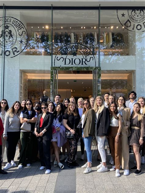 christian dior internship.